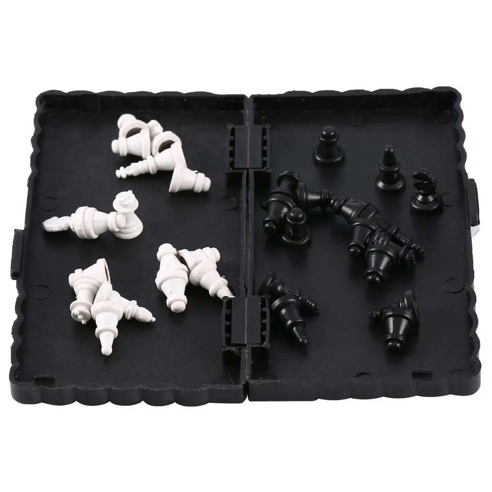 

Portable Folding Magnetic Pocket Plastic Chess Chess Entertainment For Party