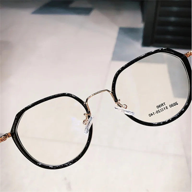 

Retro Round Eye Glasses Men Women Metal Myopia Eyeglasses Myopia glasses Finished -1 -1.5 -2 -2.5 -3 -3.5 -4 -4.5 -5 -6