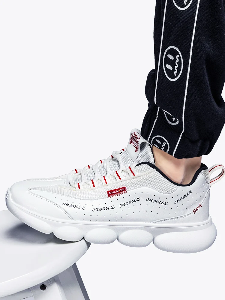 ONEMIX 2022 New Running Sneakers For Men Fashion Lightweight Breathable Reflective Tennis Shoes Women Couple Fiteness Trainers