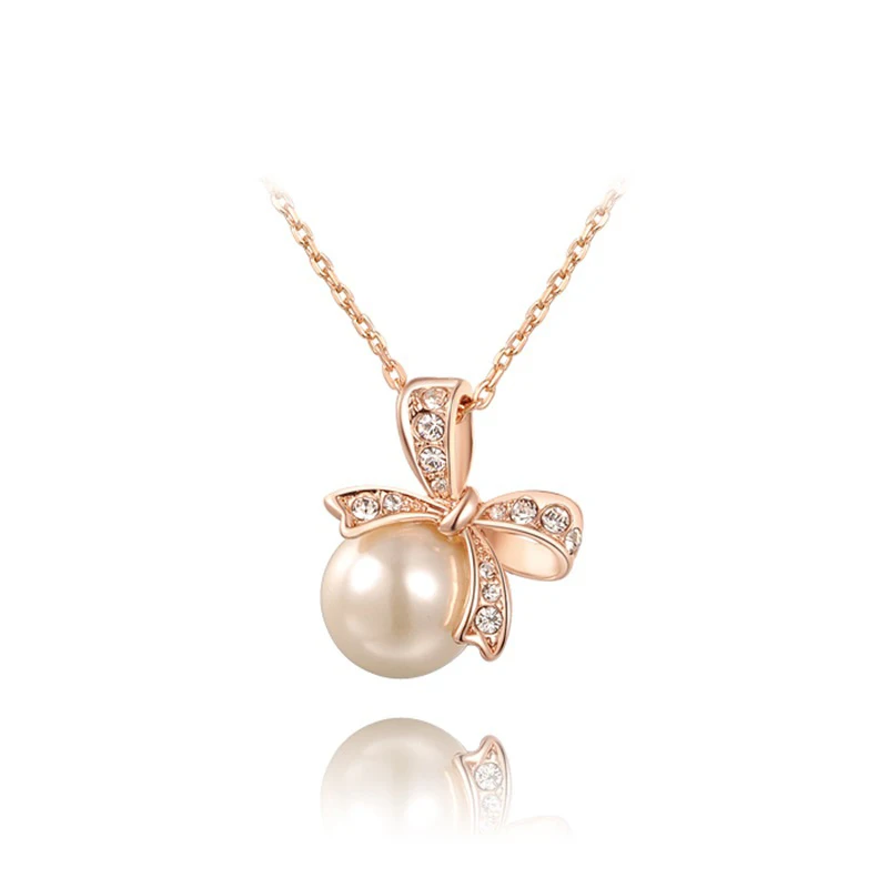 

Trendy Simple Women Necklace Geometric Imitation-Pearl Setting Butterfly Knot Pendant Necklace