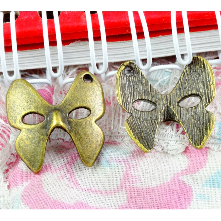 

50 Pcs/Lot 19*19MM Zinc Alloy Mask Charms Antique Bronze Plated Metal Pendant For Jewelry Making Findings