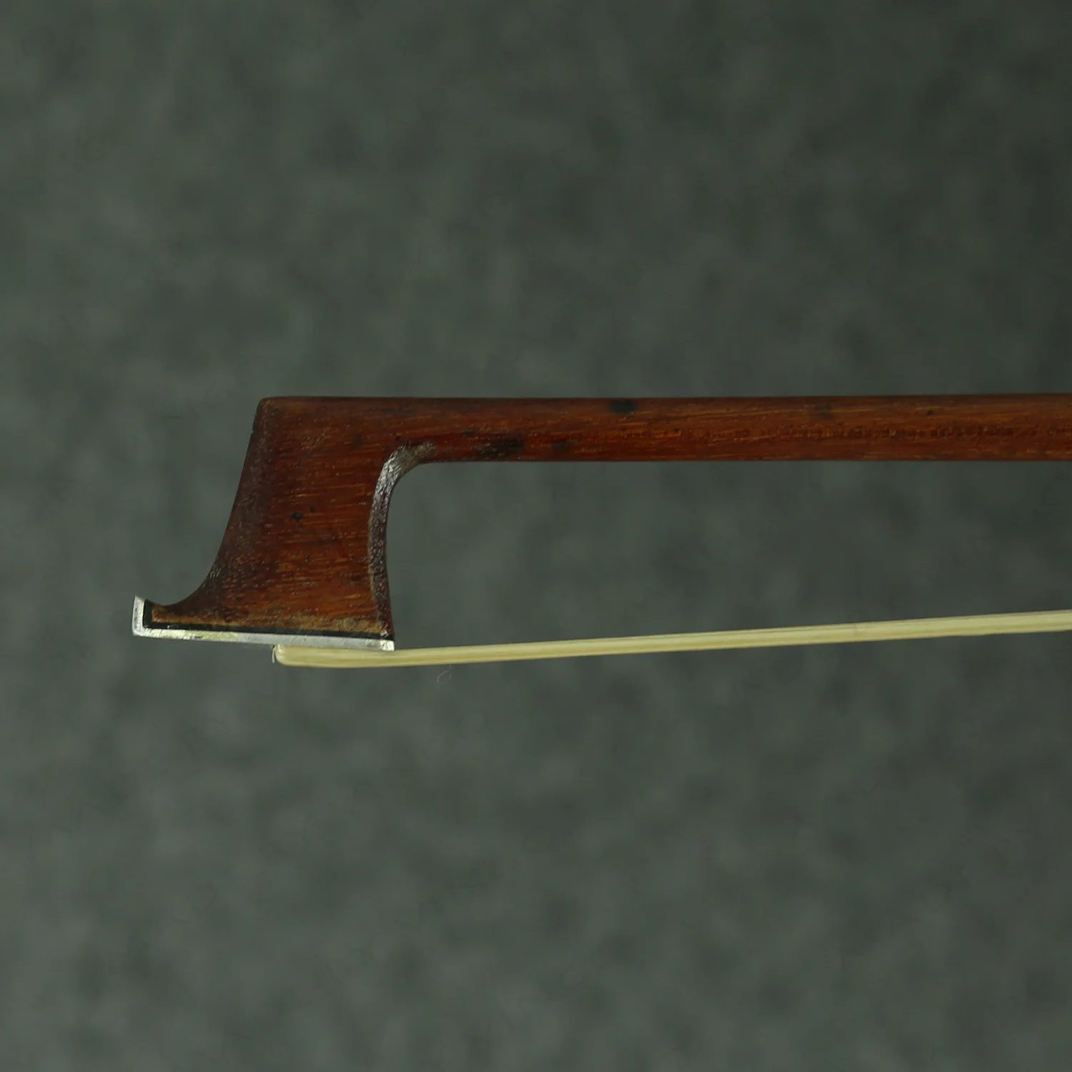 4/4 MASTER FINE Pernambuco Скрипка Лук сильный и стабильный редкий быстрый ответ