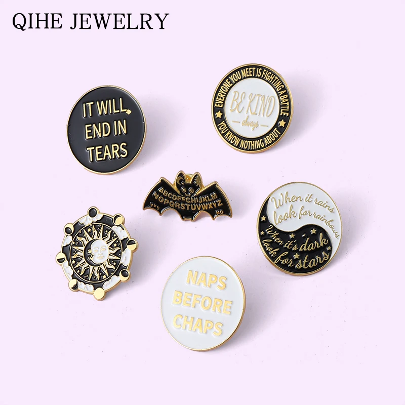 Круглый Инь эмаль на булавке значок летучая мышь и принтом &quotсолнце&quot буквами