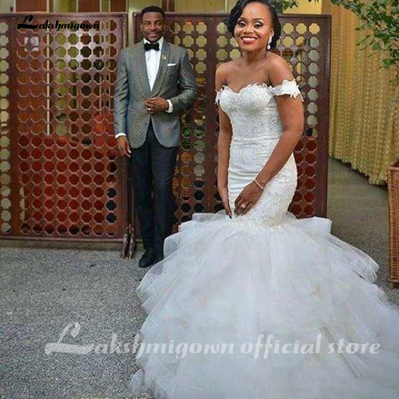 

Africa Off the Shoulder Mermaid Wedding Dresses Elegant Applique Ruffles Chapel Train Tulle Lace Up Custom Made Bridal Gowns