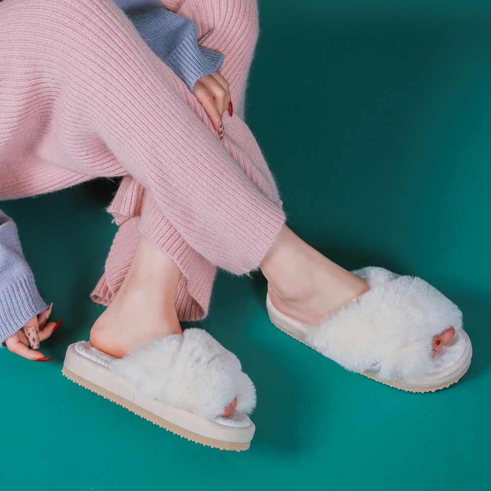 Женские меховые шлепанцы с открытым носком на платформе 3 см | Обувь