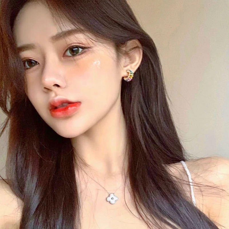 Радуга Медведь с маленькими ушами кольцо Роскошный Стиль c-образный Стад серьги