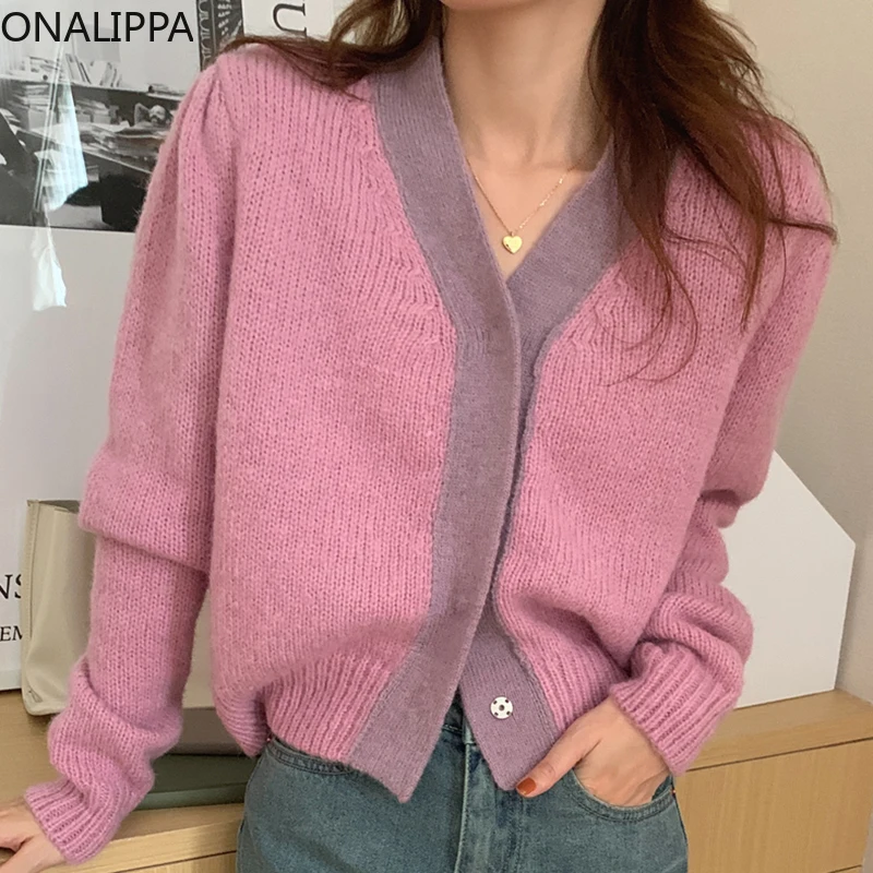 

Свитер ONALIPPA с длинными рукавами, осень 2021, корейский темпераментный мягкий Свободный вязаный кардиган с V-образным вырезом, подходящий цвет...