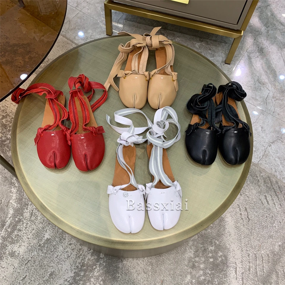 

Novelty Split Toe Casual Shoes Woman Ankle Wrap Side Cut Out Flat Heel Ballet Flats Spring Autumn Outwear Zapatos Mujer