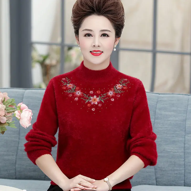 

Women Autumn Winter Coat New Middle-aged Mother Mink down Pullover Casual Tops Femme High Quality Sweater Coats Plus Size B552