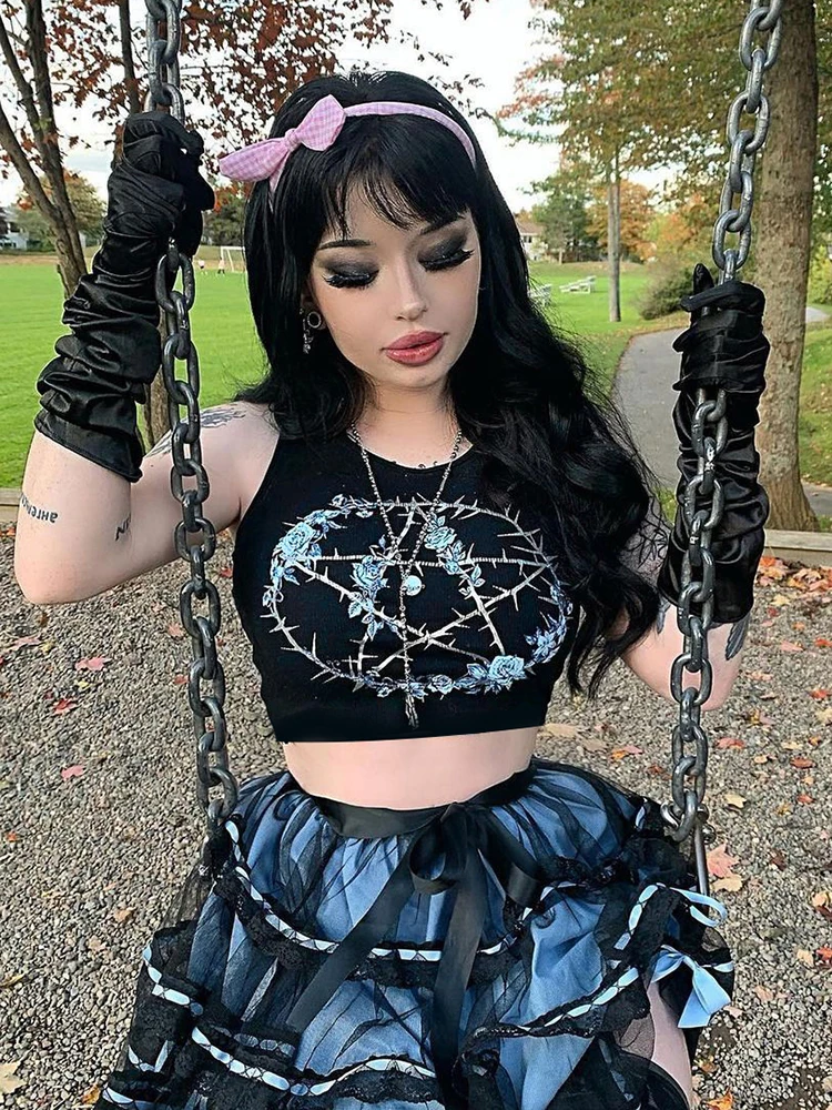 Женский летний укороченный топ без рукавов черный в стиле Харадзюку с принтом