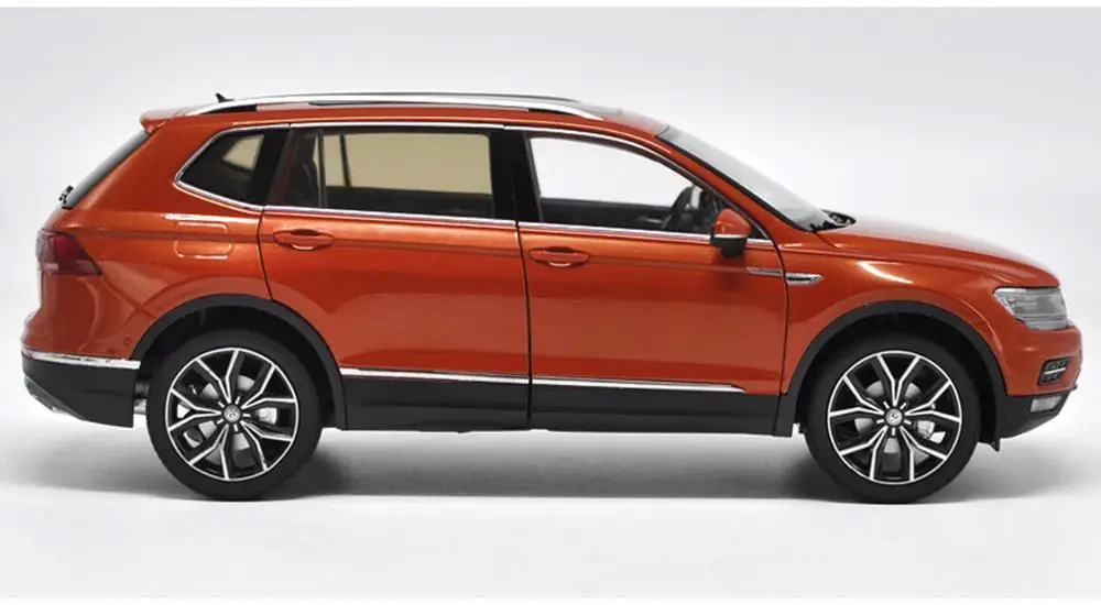 1/18 VW Volkswagen New Tiguan L 2017 оранжевая коллекция литых под давлением моделей автомобилей