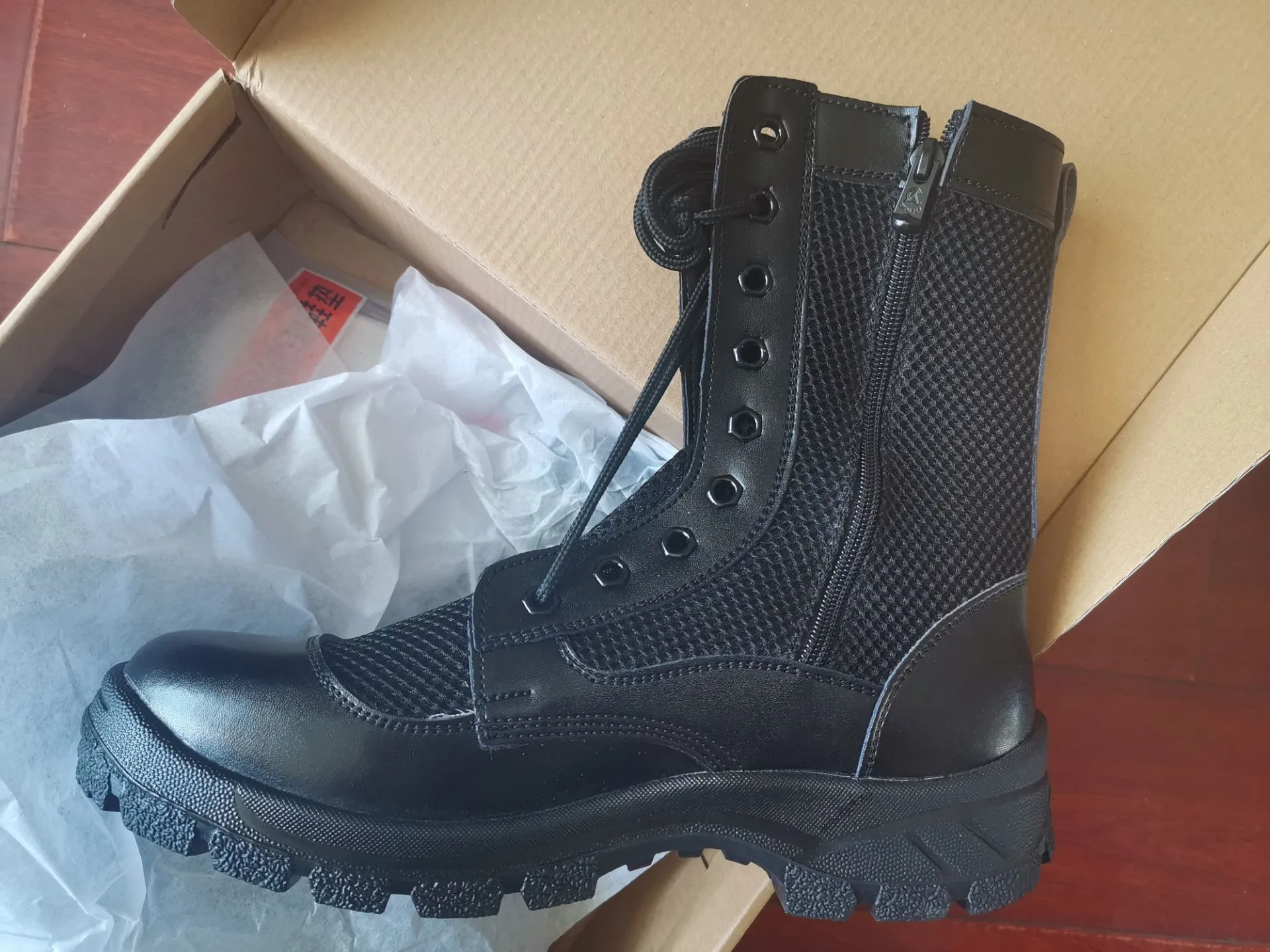 2018 Summer men's army boots special soldiers leather mesh breathable zipper combat ultra-light army training security boots