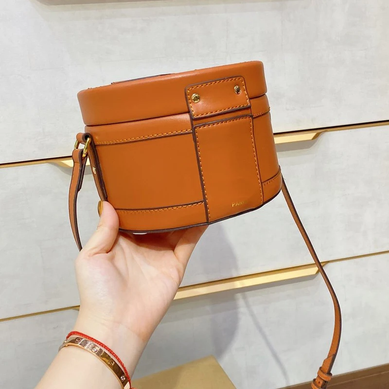 

With Logo Autumn and Winter Bags for Women Retro Fashion Simplicity One-Shoulder Messenger Cylinder Bag Bucket Shape
