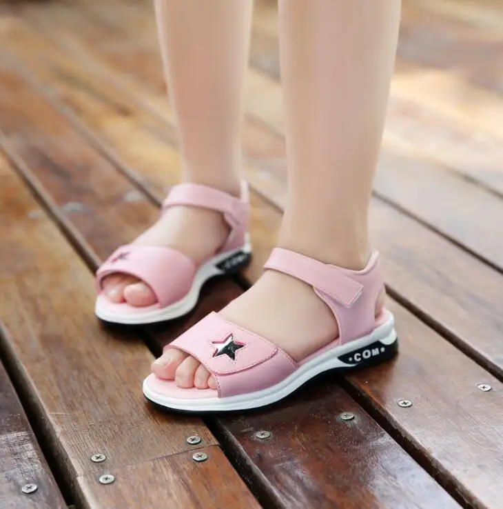 Маленькие девочки Shose летние детские сандалии 2020 модные цветы плоские для детей