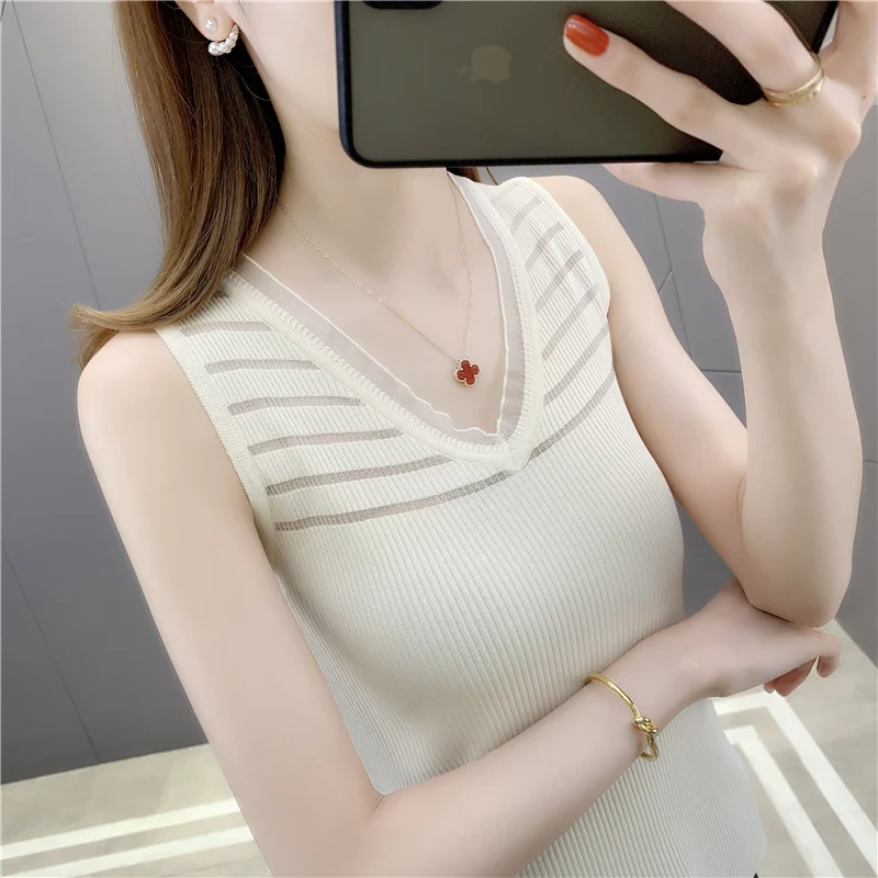 

2021 New Arrival Room 197901, Row 5, No.1 Lower] Real Shot: Ice Hemp Solid Color Lace Stitched Sleeveless Suspender Vest 25
