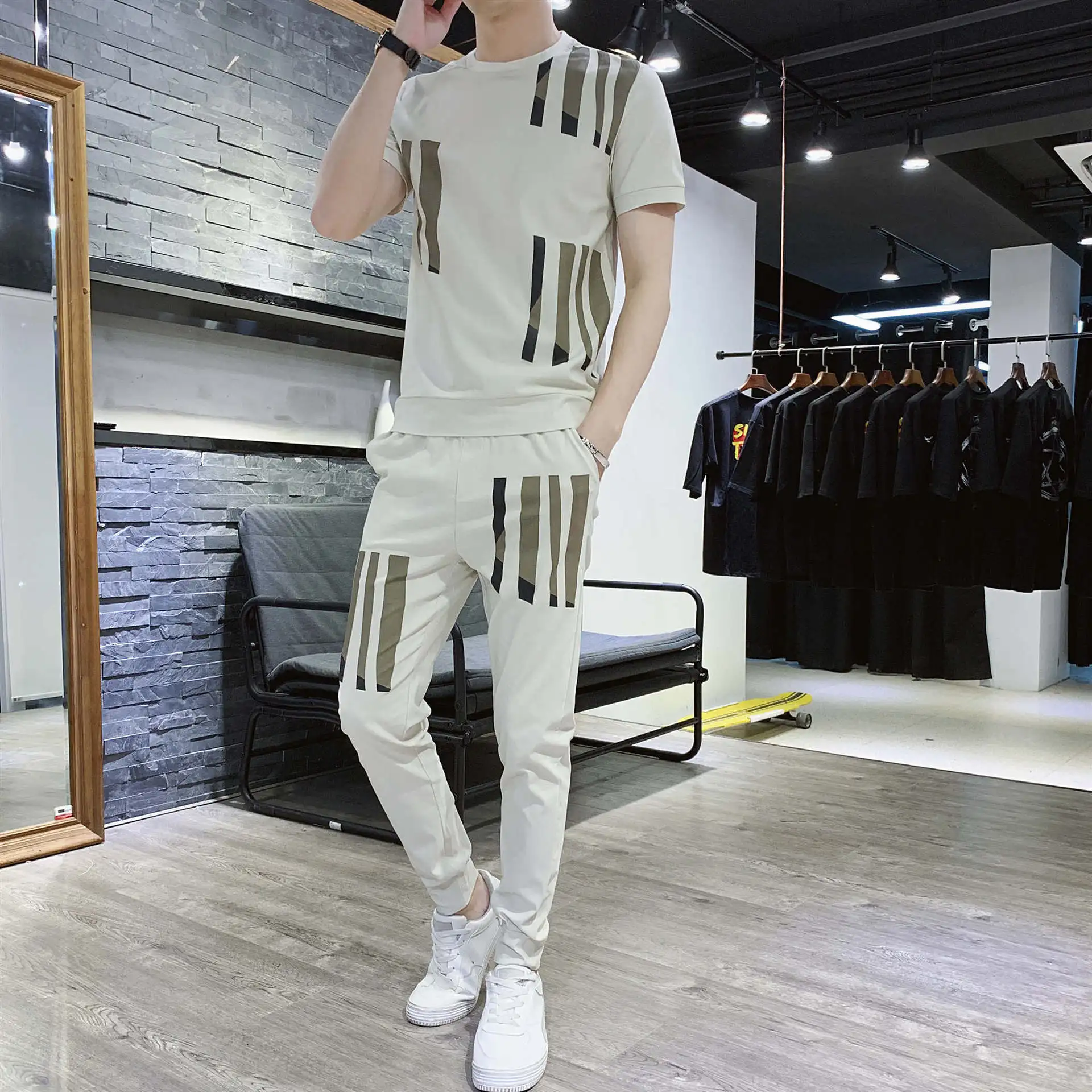 

Men's Summer Teenager Printed Slim Clothes Sports T Shirt Two Piece Set Pants Casual Streetwear Fashion Fitness Jogger Clothes