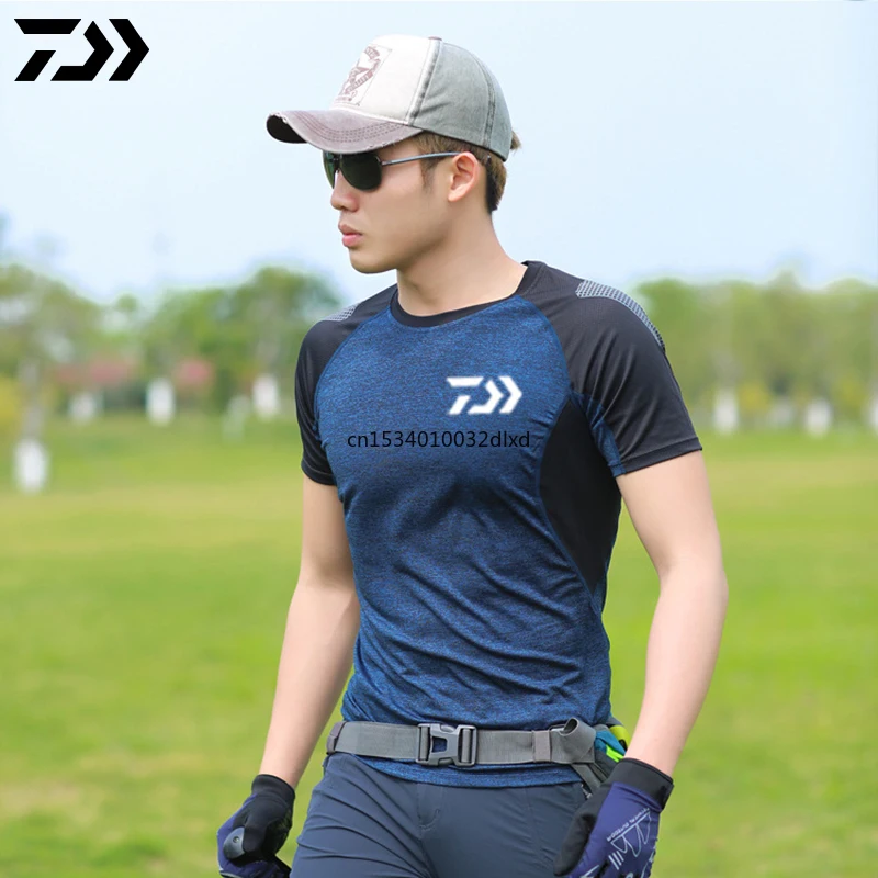 

Daiwa Men Summer Fishing T-shirt Outdoor Sports Breathable Daiwa Clothing Patchwork Short Sleeve Quick Dry Golf Fishing Tshirt