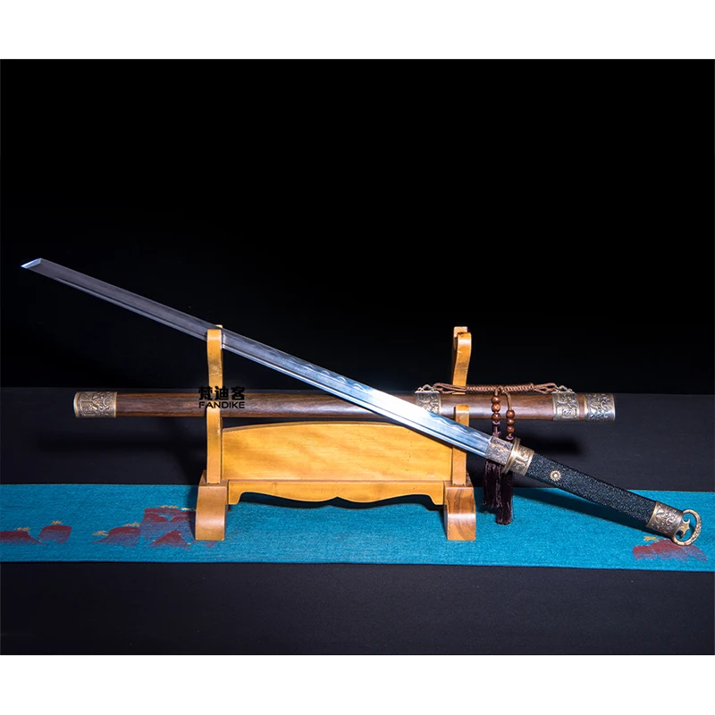 Высокое качество ручной работы сложенная сталь под твердым горящим лезвием