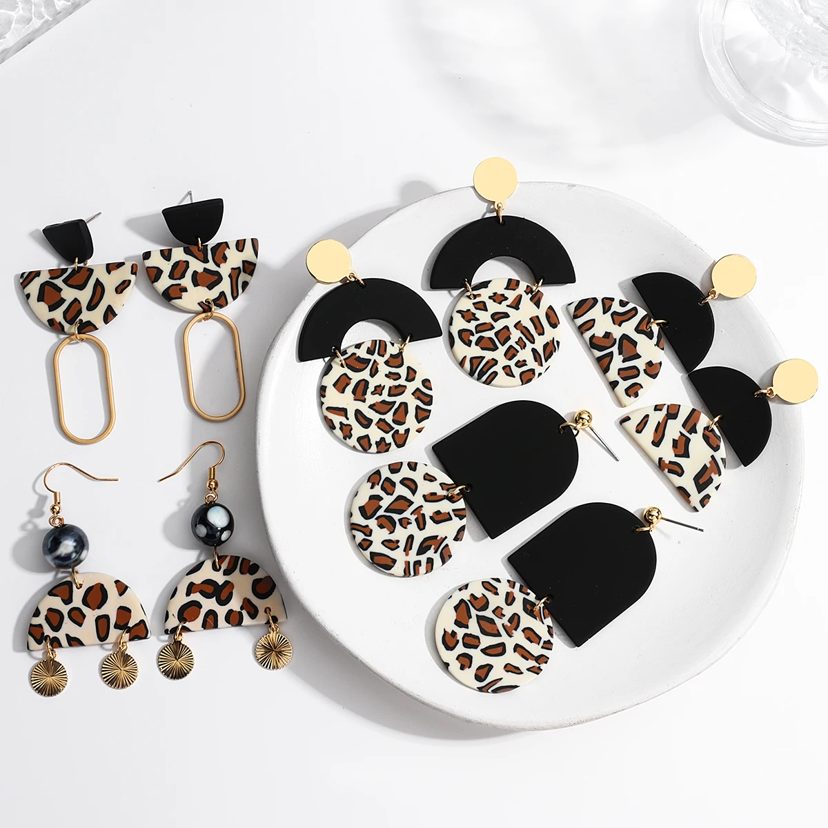 

AENSOA Leopard Layered Polymer Clay Metal Geometric Drop Earrings for Women Girls 2021 Trendy Pendant Dangle Earrings Jewelry