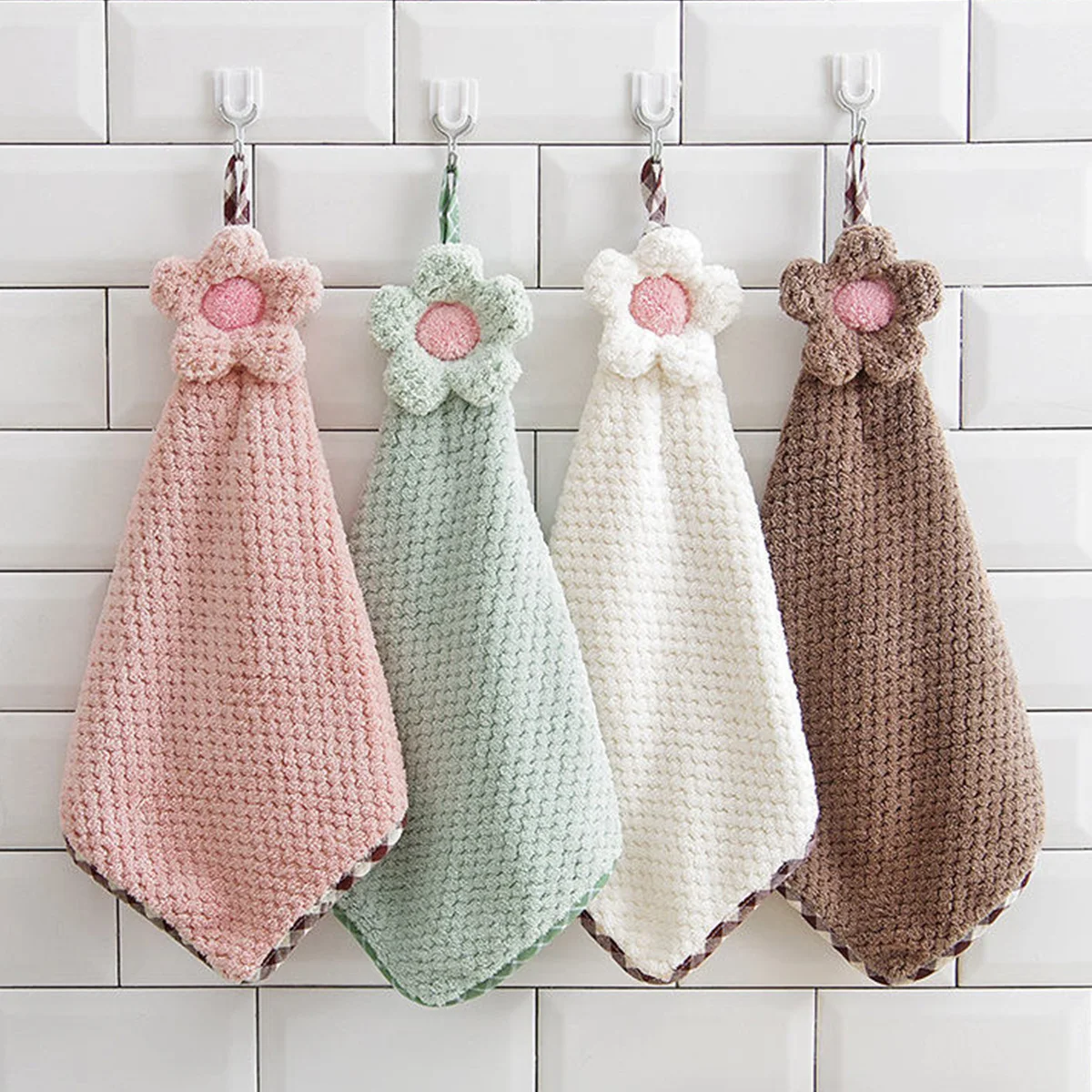 

Hanging Kitchen Towels Absorbent Hand Towels Cute Flower Shape Soft Hand Towel Dish Towel with Hanging Loop for Kitchen Bathroom