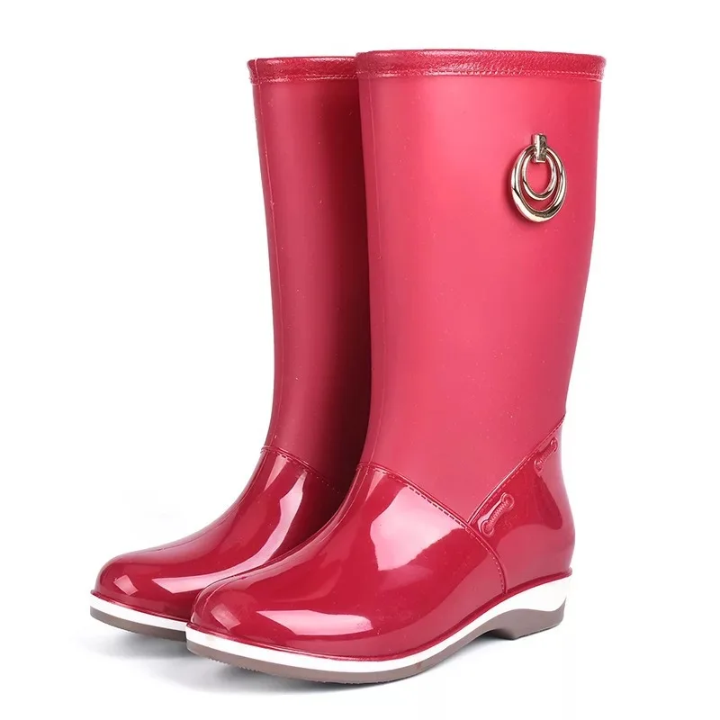 Женские сапоги бархатные непромокаемые резиновые модные всесезонные теплые с