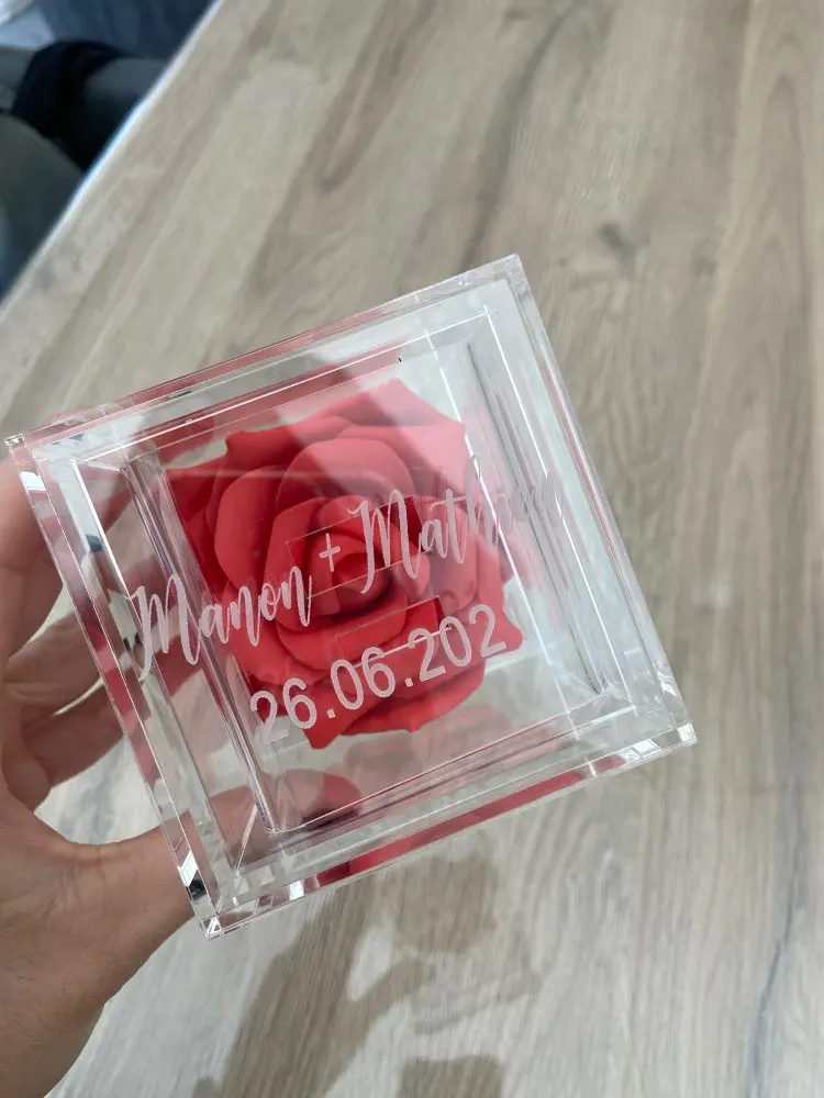Персонализированная акриловая коробка для колец Коробка обручальных прозрачная