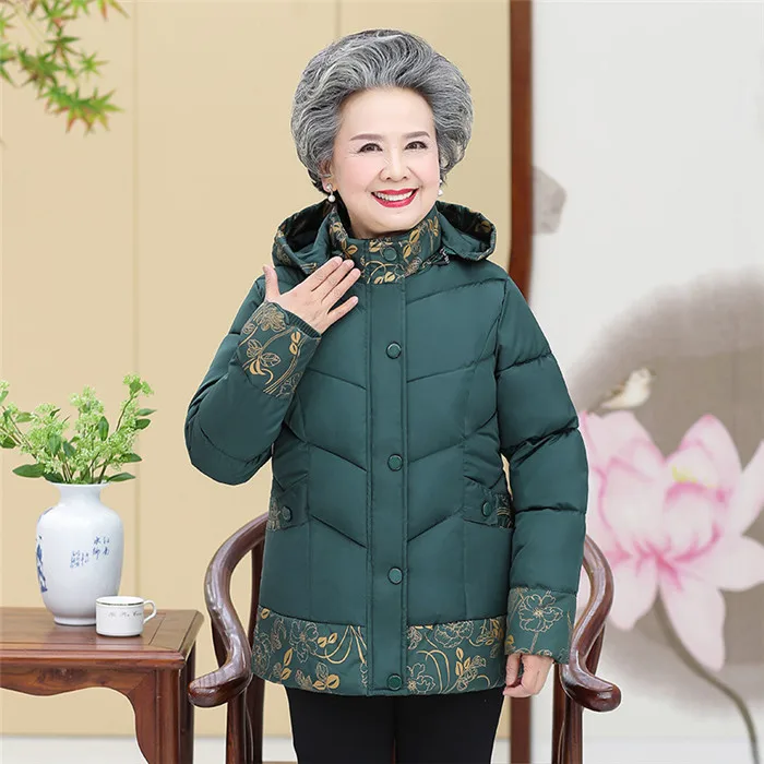 Пальто из хлопка для пожилых мам 60-70 зимние куртки г. Новые плотные теплые пальто с капюшоном и принтом куртка для Parkers верхняя одежда для мам A1021