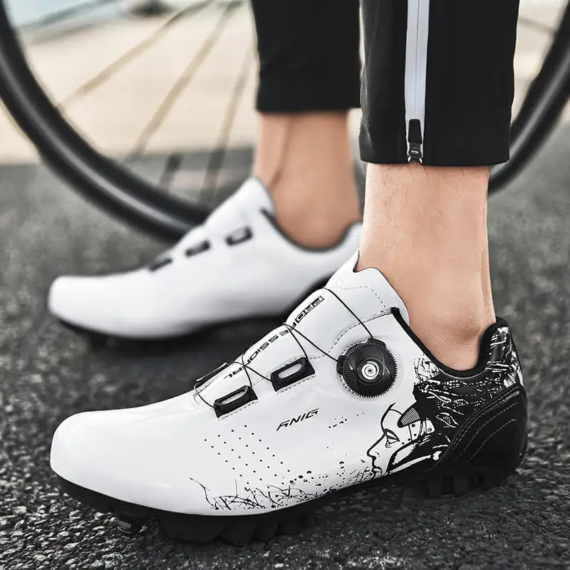 

MTB Cycling Shoes Men New Professional Self-locking Ultralight Bicycle Sneakers Outdoor Mountain Bike Bicicleta Carretera