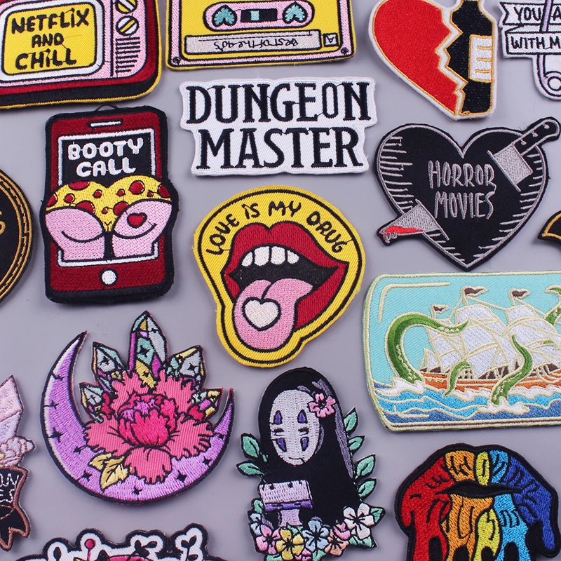 Prajna вышитые нашивки с сексуальными губами для одежды надписями и полосками