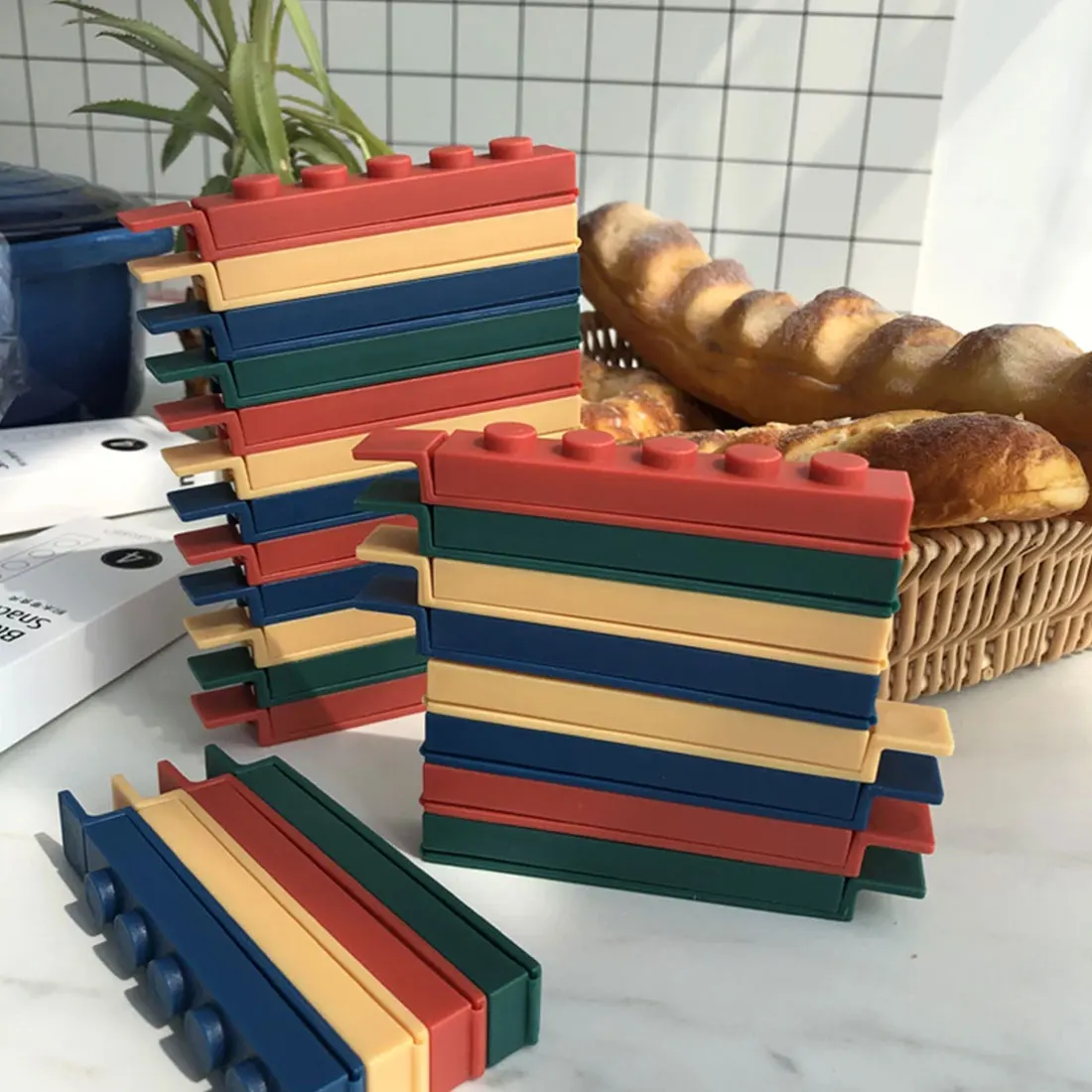 

Portable Sealer Clamp Food Sealing Clip Snack Seal Sealing Bag Clips Vacuum Clamp Tool Home Kitchen Storage Accessories 4pcs