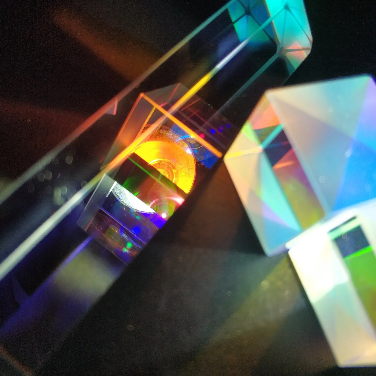 

12.7*12.7*12.74mm Optical Cube Prism Laser Beam Combination Toy Optical Glass Len Square Prism with Light Box Gift