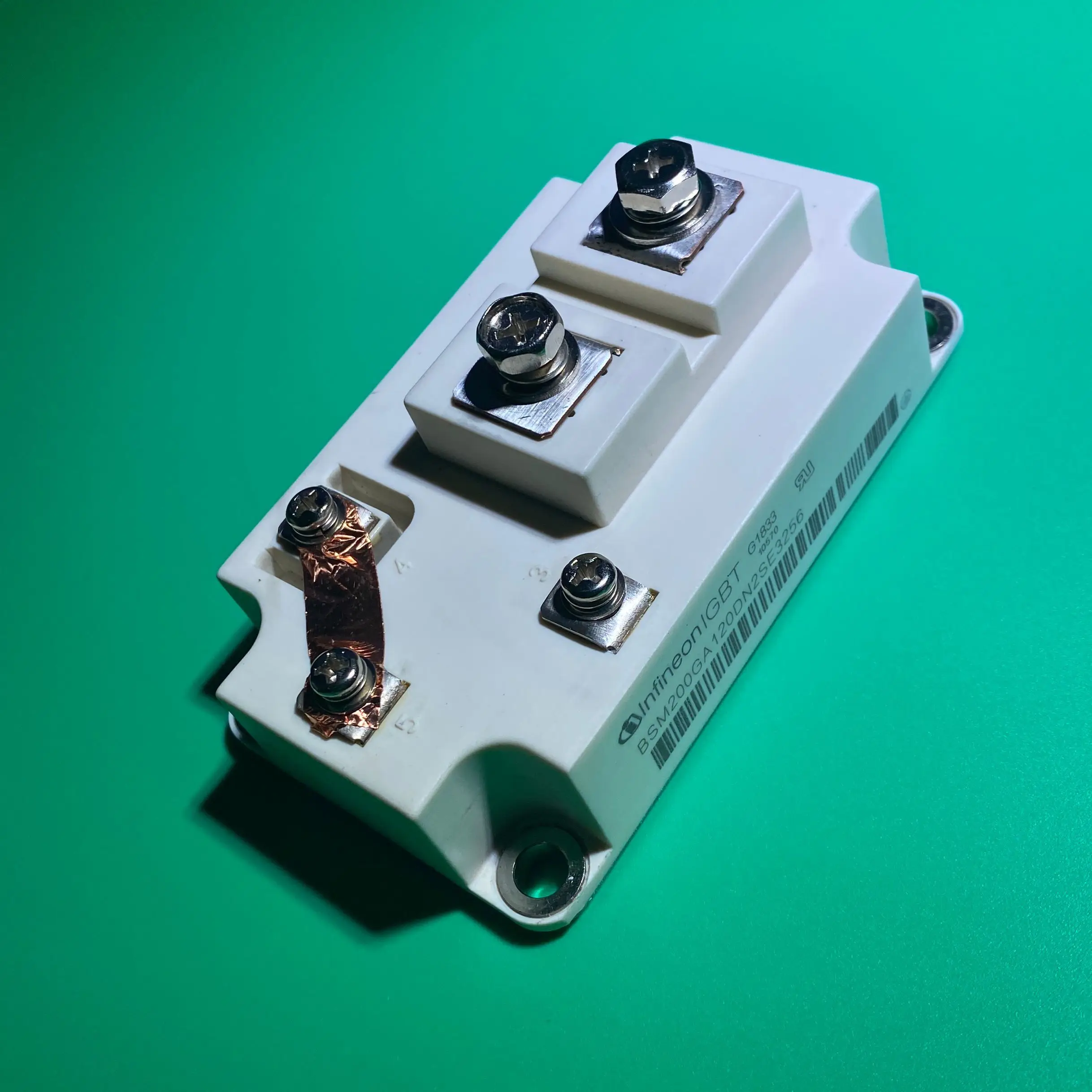 Импульсный модуль мощности IGBT BSM200GA120DN2SE3256.