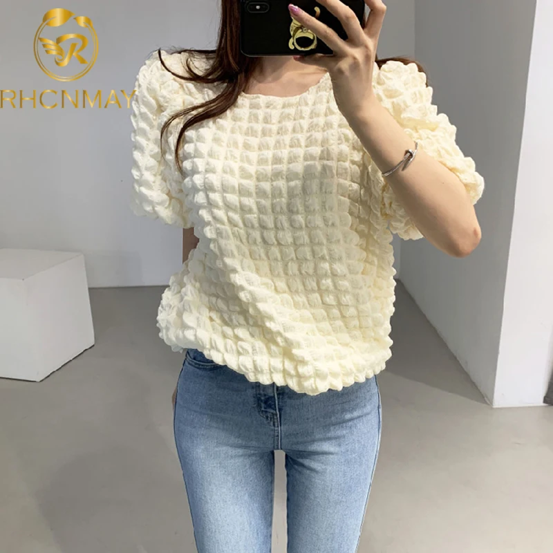 

New Summer Retro Round Neck Ladies Shirt Loose Three-dimensional Texture Woman Blouses Solid Puff Sleeve Knitted Top Women