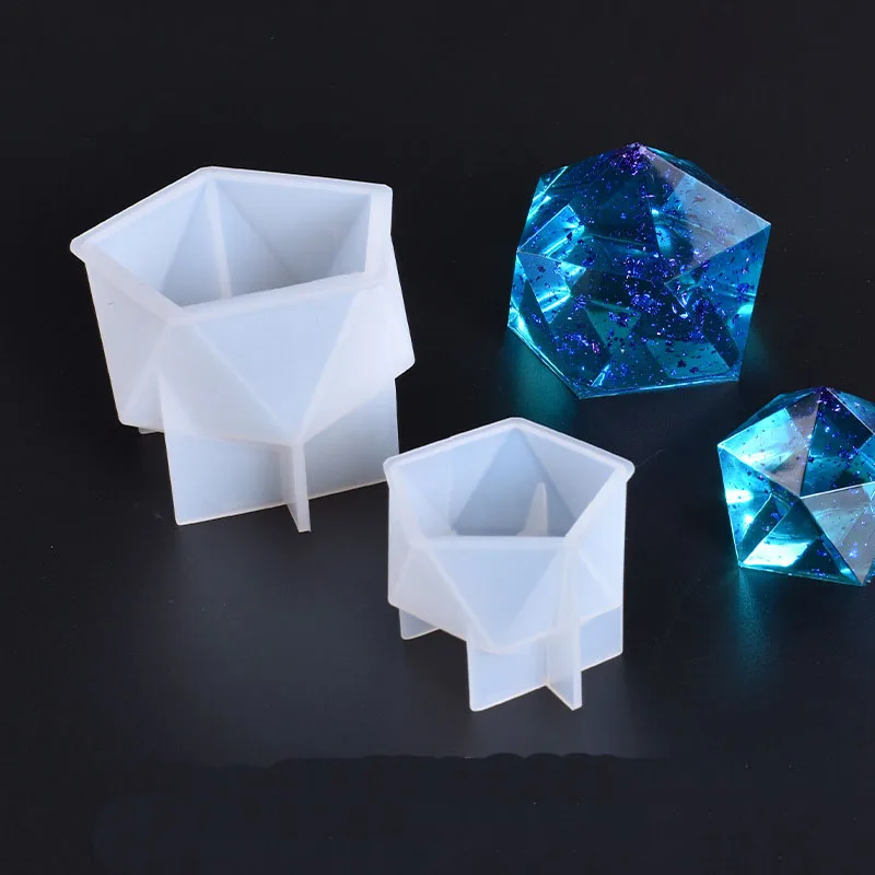 

Popular1PC Two Sizes Of Multi-faceted Vertebral Body Accessories UV Resin Epoxy Mold Dried Flower Jewelrymolds