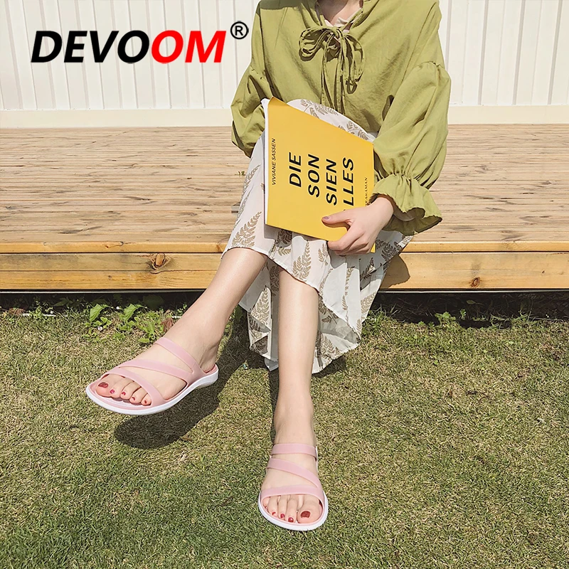 Уличные пляжные сандалии женские мягкие удобные слипоны женская летняя обувь