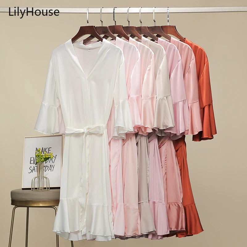 

2021 Ruffled Robe Satin Robe Bridal Robes Wedding Gown Bride Bridesmaid Robes Team Bride Bathrobe Silk Robes for Women