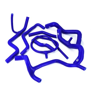 Комплект силиконовых шлангов радиатора для V W Corrado VR6 GOLF MK3 VR6 2,8 92-97 (8 шт.) красныйсинийчерный