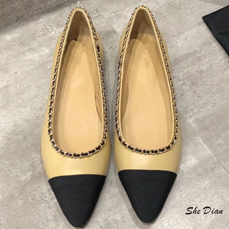 Женские туфли из натуральной кожи с острым носком без застежки на цепочке