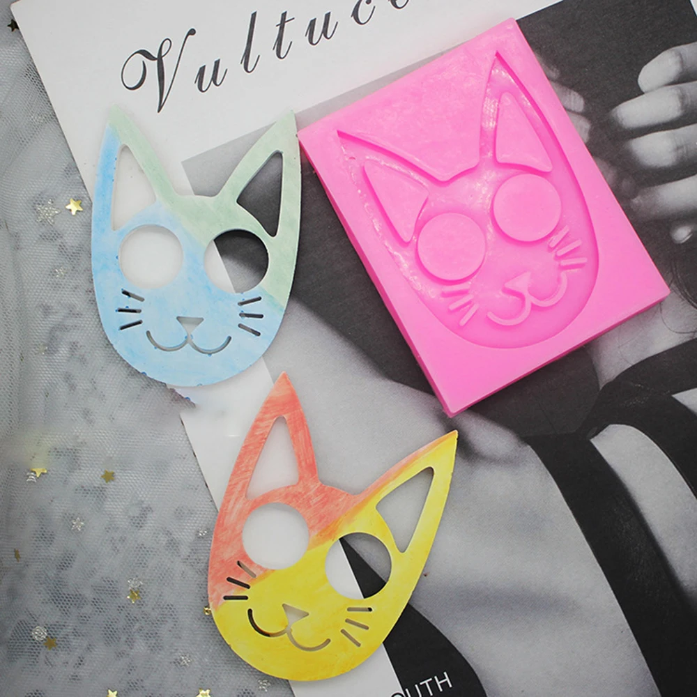 

Diy Resin Mold Super Glossy Self-defense Cat Keychain Pendants Silicone Mould