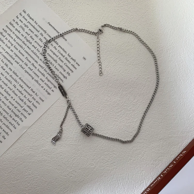 

European And American Temperament Street Hip Hop Fashion Brand Geometric Circle Pendant Sweater Chain Necklace Female