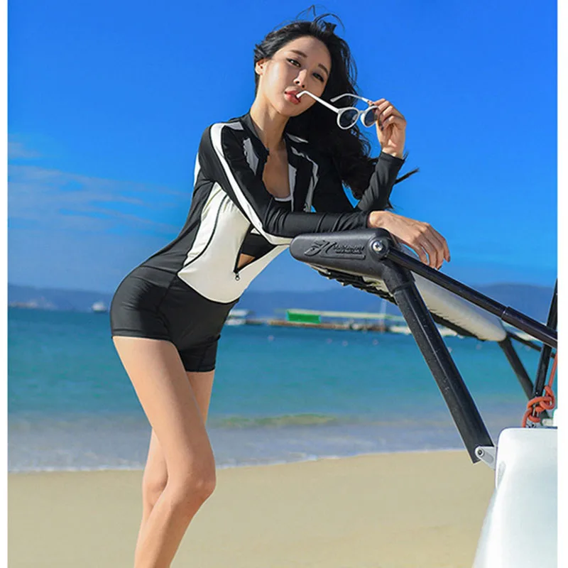 

Sportswear & Accessories