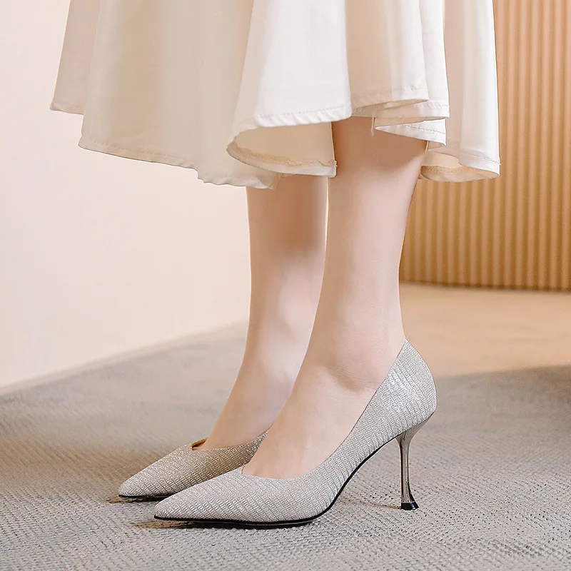 

Hollow Slip On Casual Heels Sexy Crossdressers Shoes Sandals Ladies 2021 Pointed Pumps Bling Bling Lace-Up Slip-On Comfortable R