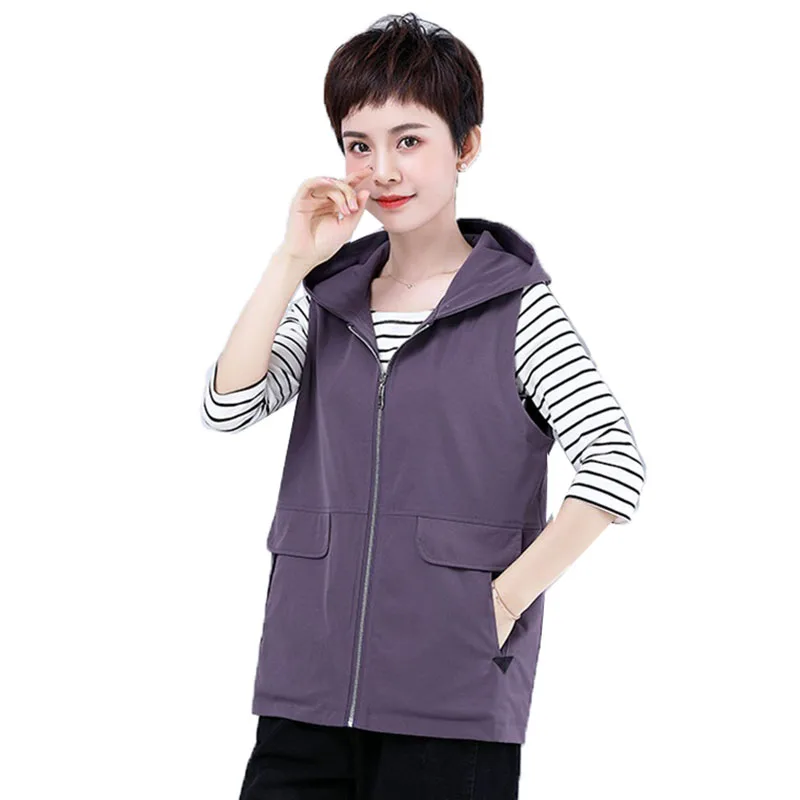 

New Spring Autumn Women Vest Coat Middle-Aged Lady Casual Hooded Sleeveless Jacket Female Short Waistcoat Outwear Tops Ladies