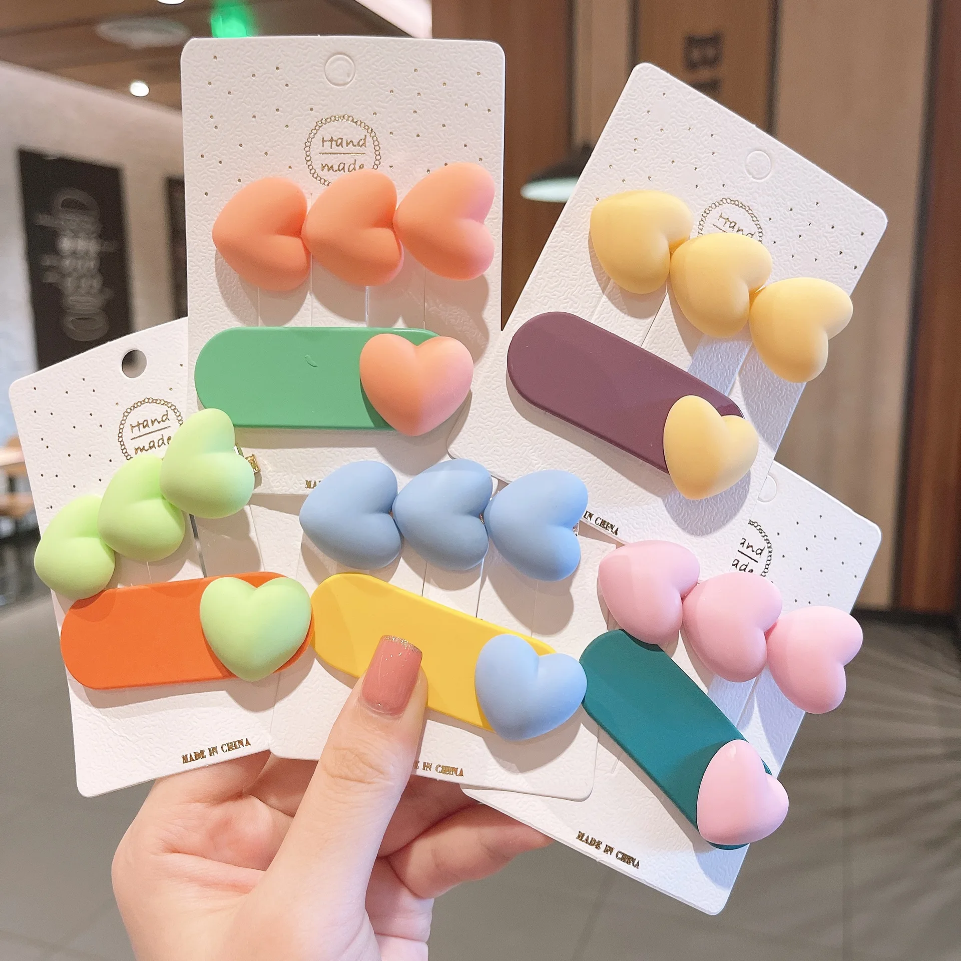 

Korean Cute Candy Color Three-dimensional Love Simple Hairpin Kawaii Color Matching Girl Bangs Broken Hair Duckbill Hairpin