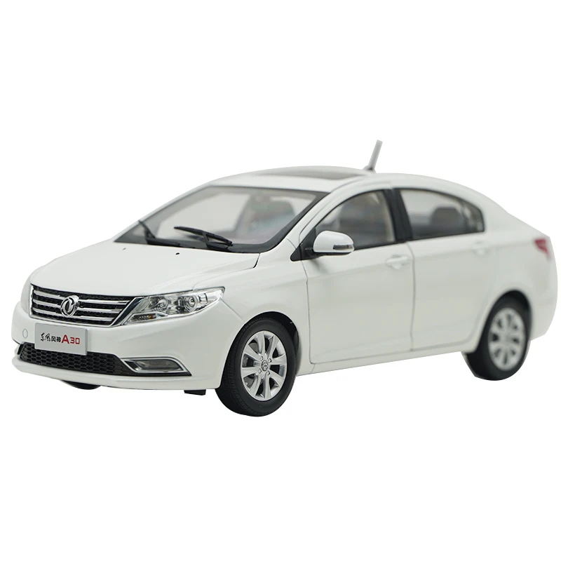 Литая модель автомобиля Dongfeng Fengshen A30 в масштабе 1:18 из сплава коллекция украшений