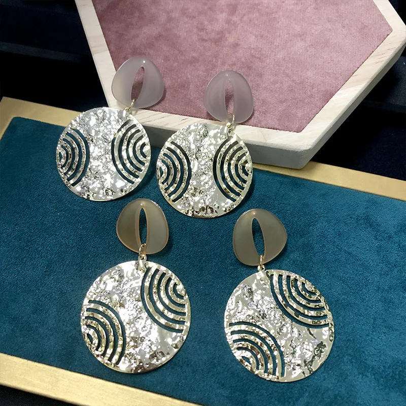 

Net red geometric circular hollow metal acetate resin new earrings atmospheric long acrylic Earrings