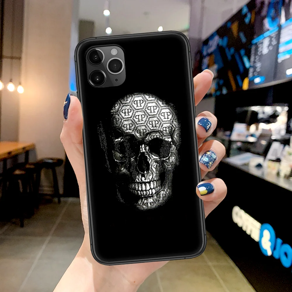 

Fashion Philipp QP Phone Case For Iphone 4 4s 5 5S SE 5C 6 6S 7 8 Plus X XS XR 11 12 Mini Pro Max 2020 black Back Painting Cell