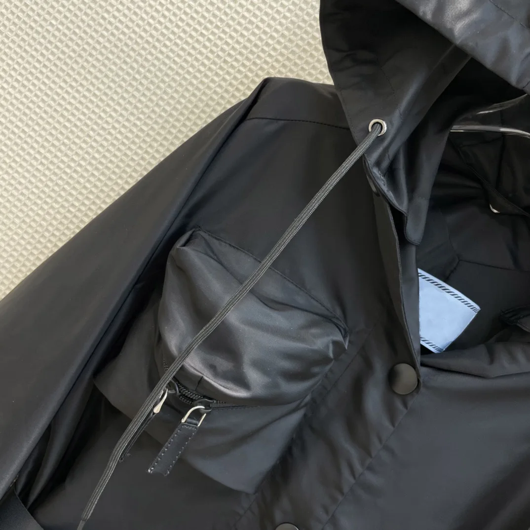 

2021 women's autumn and winter jacket casual nylon black hooded jacket with large pockets loose decoration outdoor jacket qualit