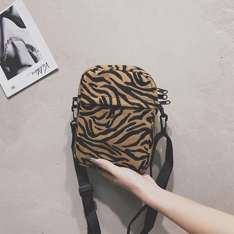 

New Women Small Zebra Pattern Shoulder Bag Woolen Cloth Messenger Bag For Keys Phone Crossbody Bags Cute Zipper Purse For Girls