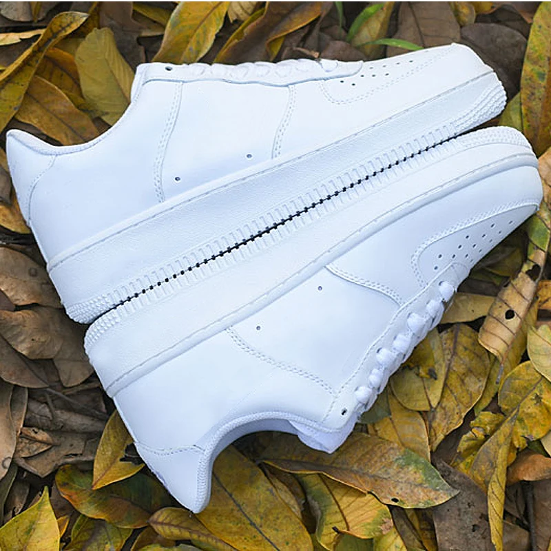 

Кожаные белые туфли мужские и женские туфли